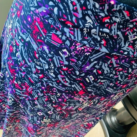 LulaRoe Azura Skirt NWT Size 2X - Picture 2 of 5